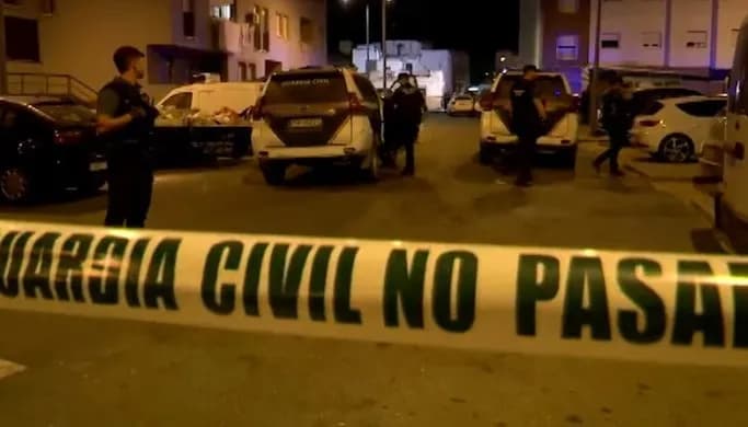 Breshëritë e plumbasve tronditin Spanjën: Tre të vrarë, mes tyre një shtatzënë dhe një 16-vjeçar