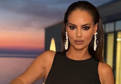 Elegante dhe me plot hijeshi, Hygerta shkëlqen me fustanin e zi