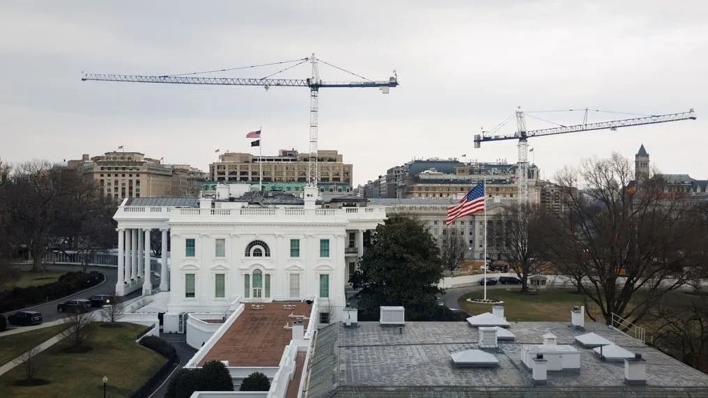 Administrata Trump i kërkon Gjykatës Supreme të lejojë përfundimin e sallës së vallëzimit në Shtëpinë e Bardhë