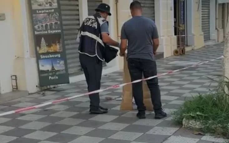 Incident i rëndë në Shkodër: I moshuari bie nga kati i dytë i banesës, dërgohet në spital