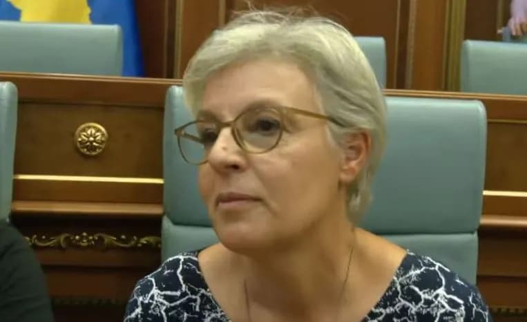 Gërvalla: Zhurma nuk është metoda për të arritur sukses, duhet të ulemi në tavolinë