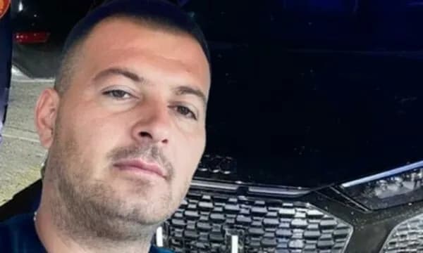 Kanosi me armë të shoqen në Palasë, lihet në burg Elvis Kosova
