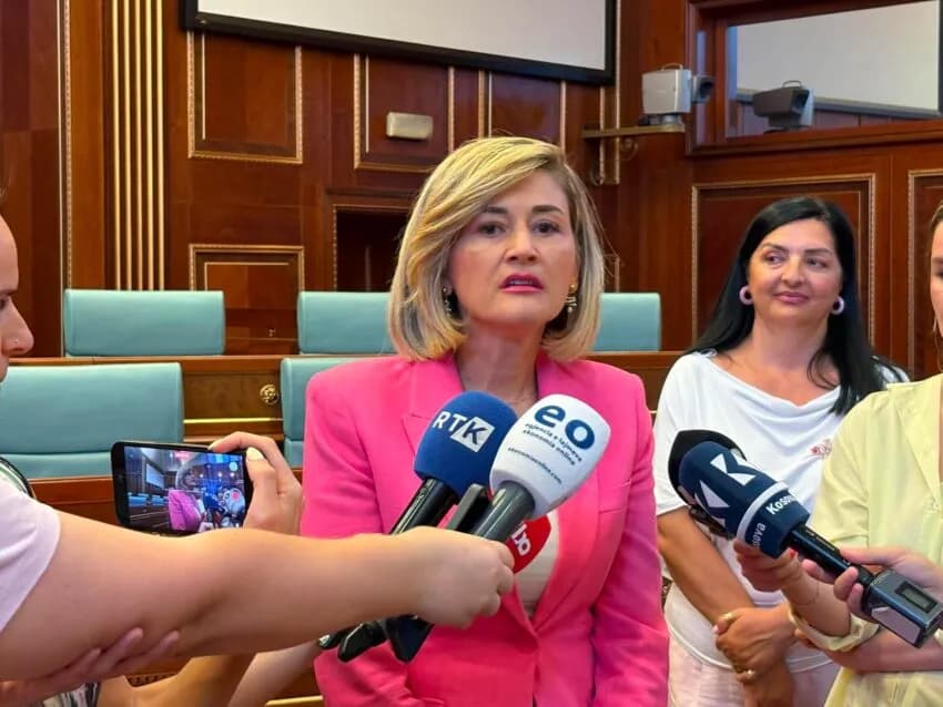 Zhvillimet e sotme në Kuvend, reagon Kusari-Lila
