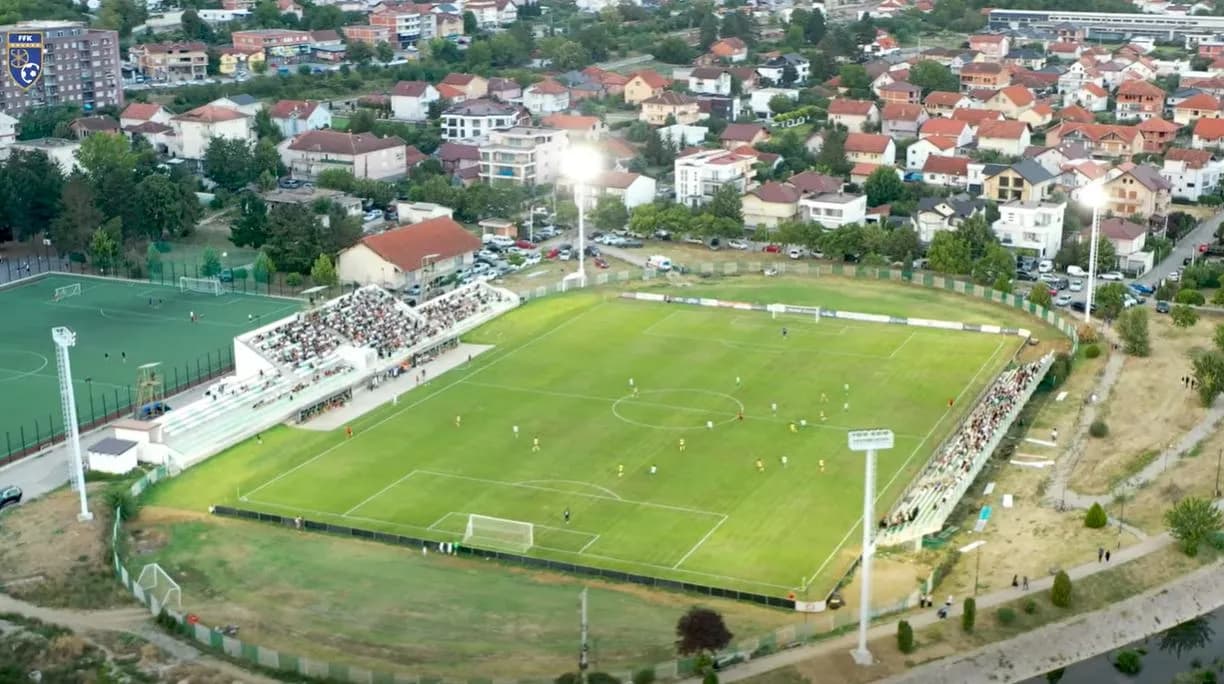 “Ndriçojmë Futbollin”, FFK nis projektin për modernizimin e ndriçimit në stadiumet e Kosovës