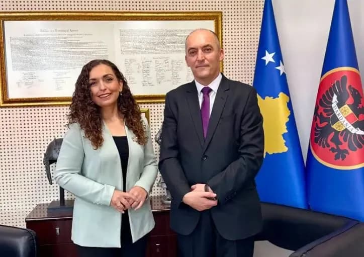 Osmani krah Sejdiut: Na priftë e mbara, për Republikën mbi të gjitha!