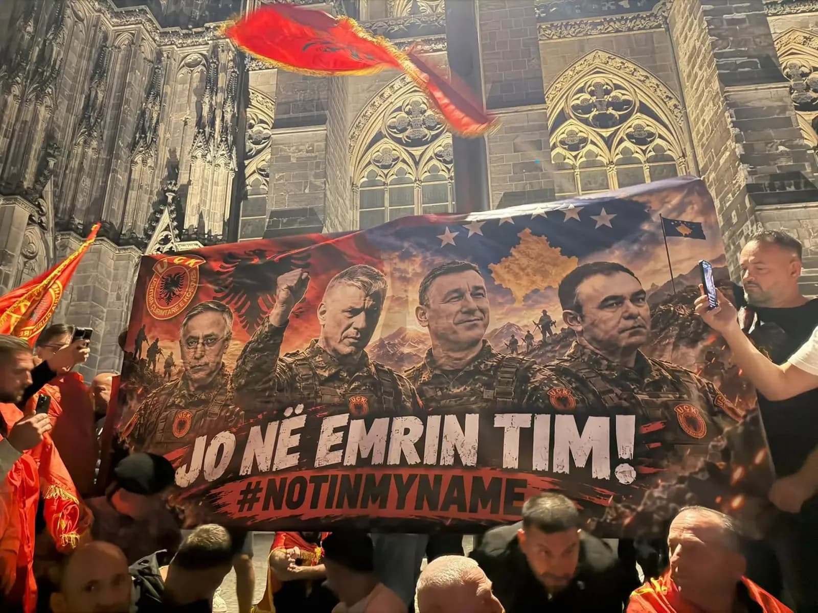 “Jo në emrin tim” – edhe Këlni ngrihet në mbështetje të çlirimtarëve