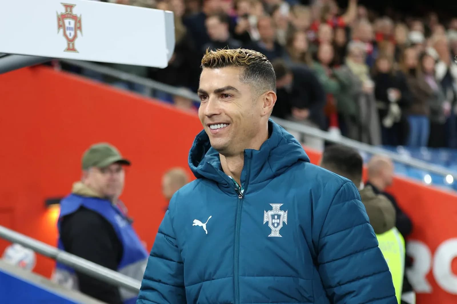 Ronaldo reagon pas largimit nga grumbullimi: Do ta tregoj të vërtetën