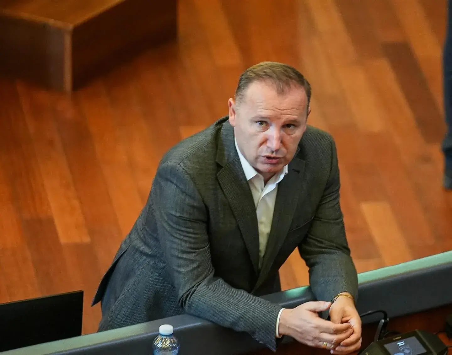 Mbledhja e grupit grupit parlamentar të LDK-së, vjen reagimi i Zemajt