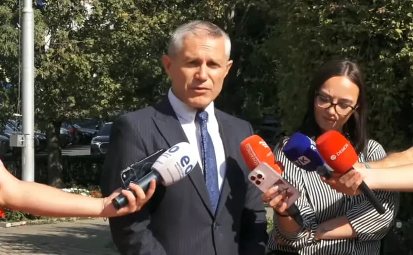 Reagon deputeti i AAK-së: Dështoi Loja e pushtetarëve