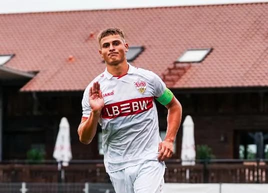 Çfarë paraqitje e jashtëzakonshme e shqiptarit te U19 i Stuttgartit në UEFA Youth League, shënon hat-trick