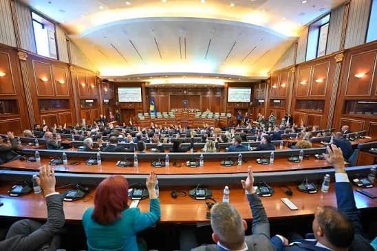 Seanca e 9 shtatorit, në rend dite zgjedhja e kryetarit dhe nënkryetarëve – ftesa që iu dërgua deputetëve