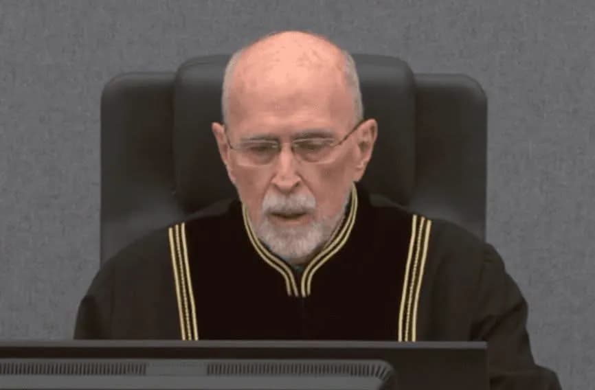 “Shqiptoi 81 vjet burgim në ditëlindjen e 81-të të tij”