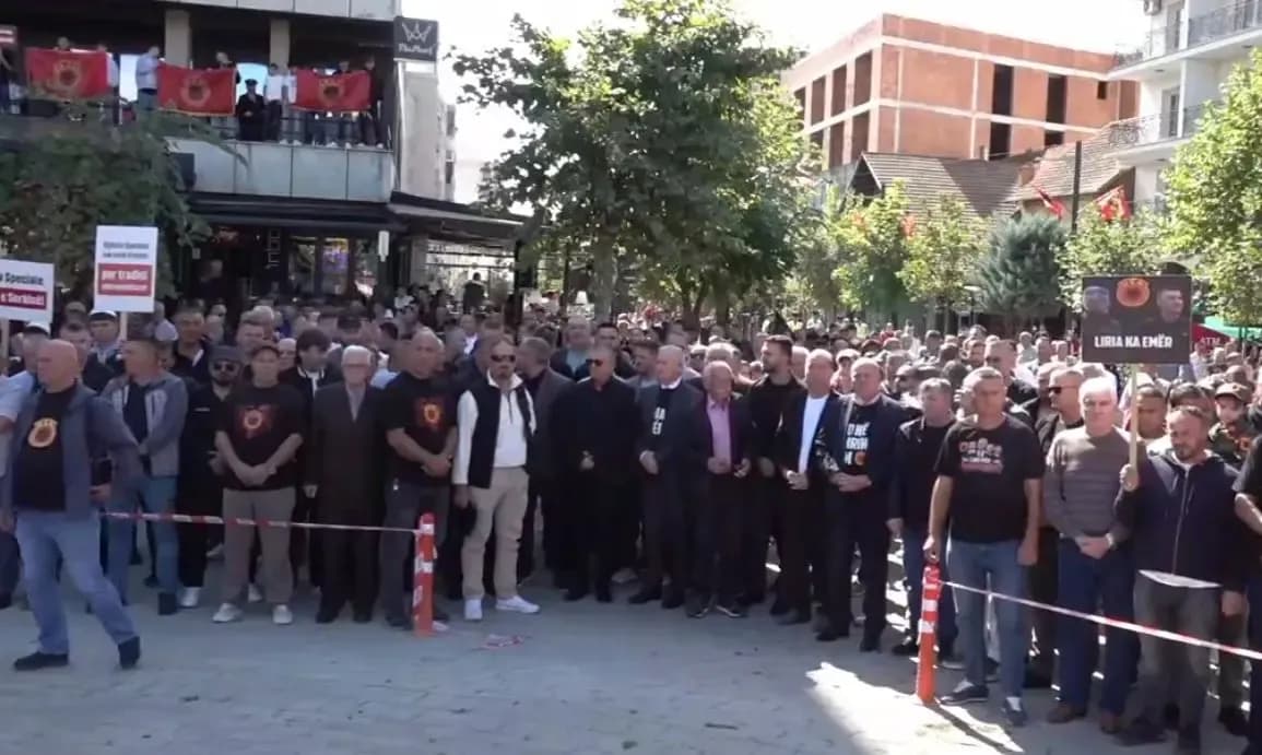 Kundër Speciales, të rinj e të moshuar protestojnë në Klinë