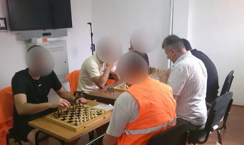 Turnir garues në shah në Qendrën e Paraburgimit në Mitrovicë