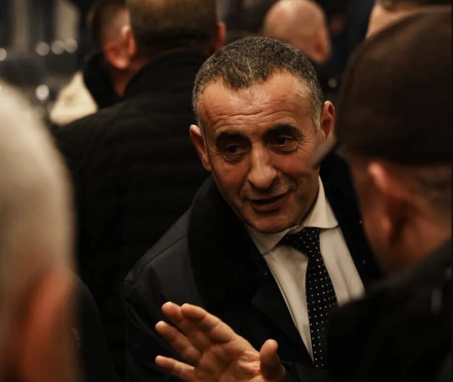 Brahimaj: Ata që do të mërziten për lirimin e krerëve të UÇK-së, le të vajtojnë me Vuçiqin e Daçiqin