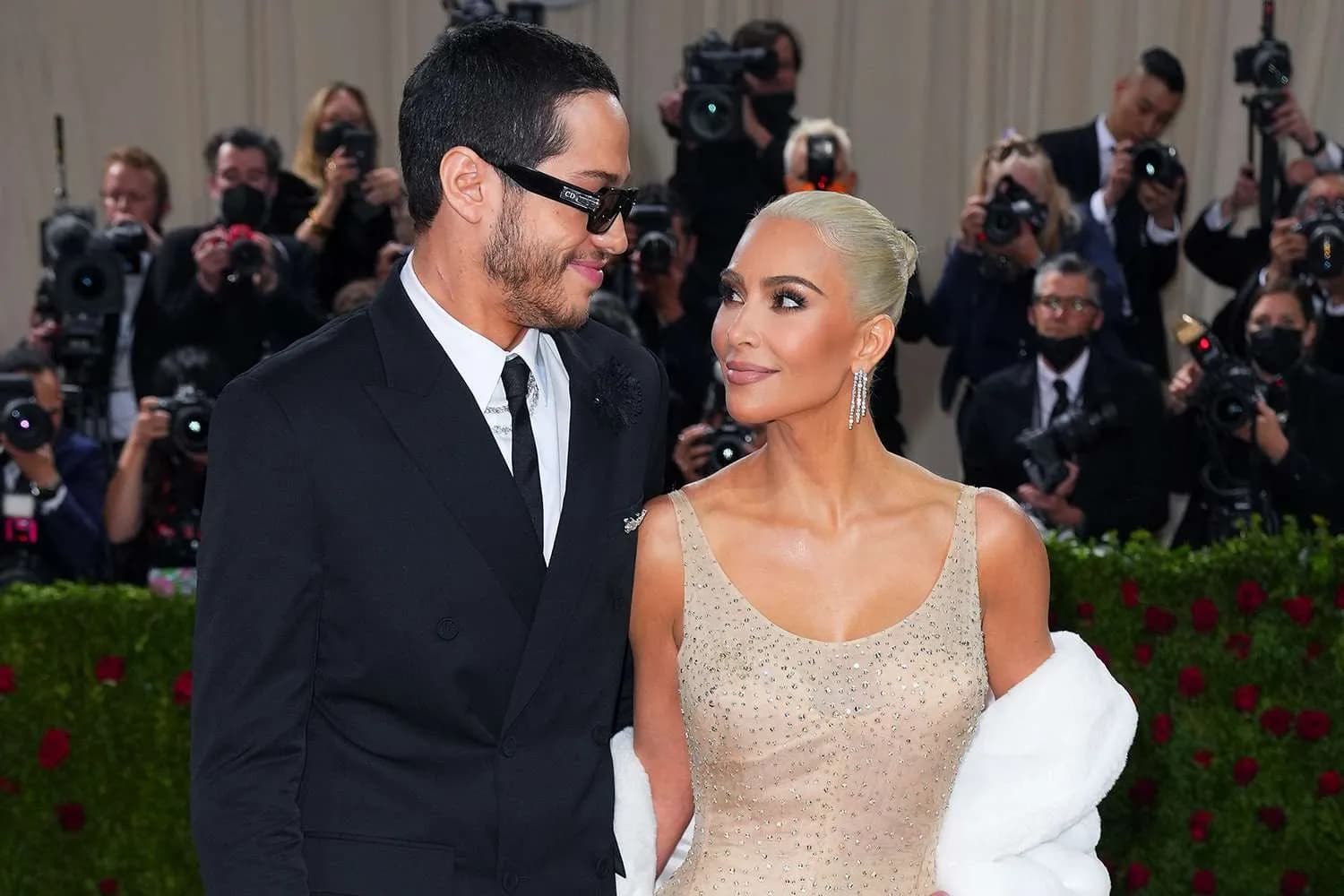 Më në fund, Pete Davidson thyen heshtjen për Kim Kardashian