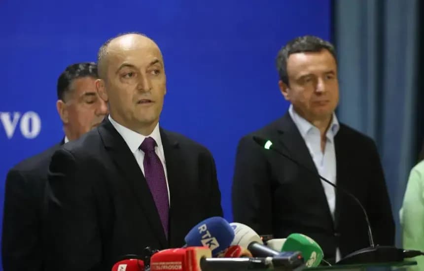 Albin Kurti për Bekim Sejdiun: S’do të thoshte ‘jo, s’dua ta shpëtoj Kosovën nga zgjedhjet’