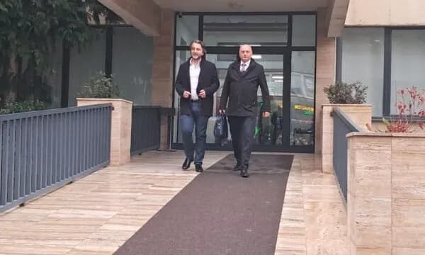 Përparim Rama del nga Prokuroria Speciale pas gati dy orësh intervistim