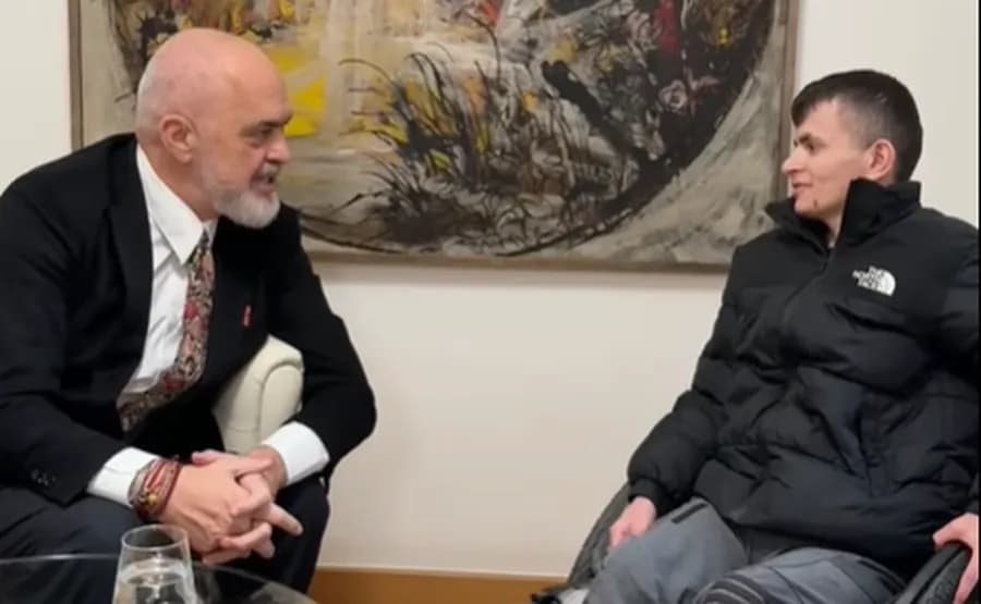 Rama pret në takim të riun që i kërkoi një takim personal: Me zemrën në vendin e duhur