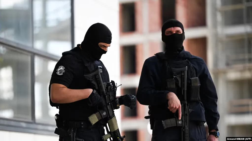 Aksion kundër krimeve kibernetike, nëntë të arrestuar për mashtrimin e suedezëve
