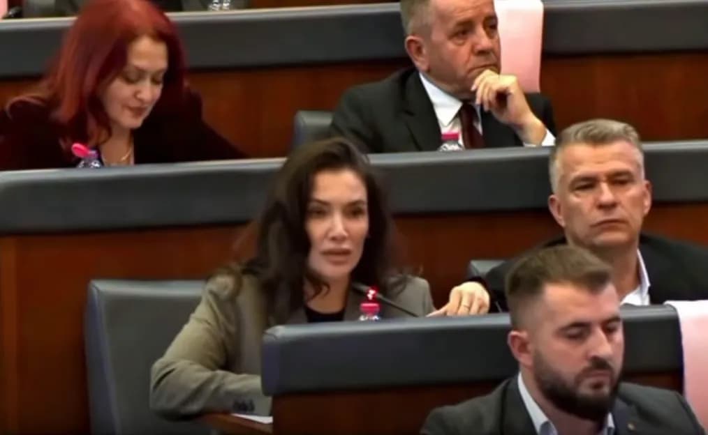Musliu-Shoshi shpërthen ndaj pushtetit: Mbajnë shalla rozë, por votojnë kundër Qendrës së Kujdesit Paliativ