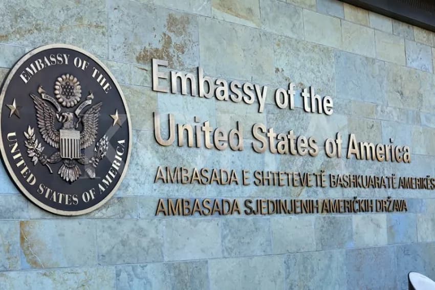 Ambasada Amerikane reagon për rastin e Arlinda Zekajt: Siguria e qytetarëve amerikanë është prioriteti ynë