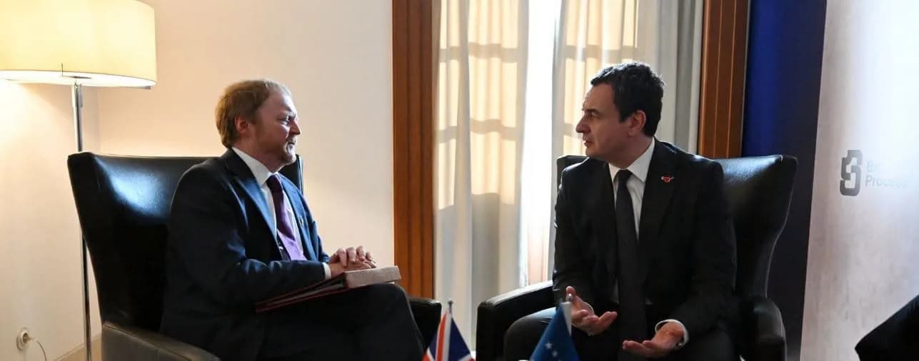 Kurti takon nënsekretarin britanik: Dialogu me Londrën është i ngushtë dhe i vazhdueshëm