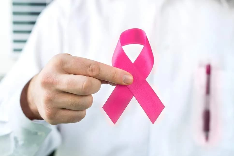 Mamografia mobile në Mitrovicë, gratë kontrollohen falas për kancerin e gjirit