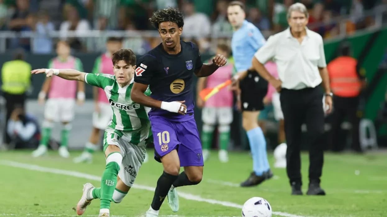 “E kanë uzurpuar futbollin”, tifozët e Real Madridit shpërthejnë ndaj Barcelonës