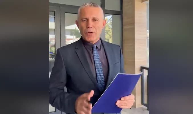 Ramadani dorëzon kallëzim penal ndaj Haxhiut për rastin e Auditorit të Përgjithshëm