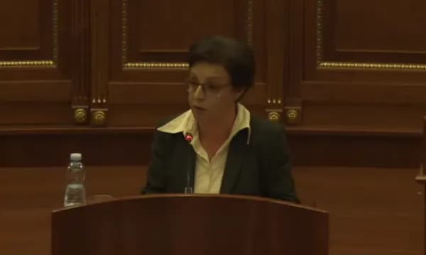 Donika Gërvalla: Nuk jam dëshmitare në Hagë, mos më quani anti-UÇK