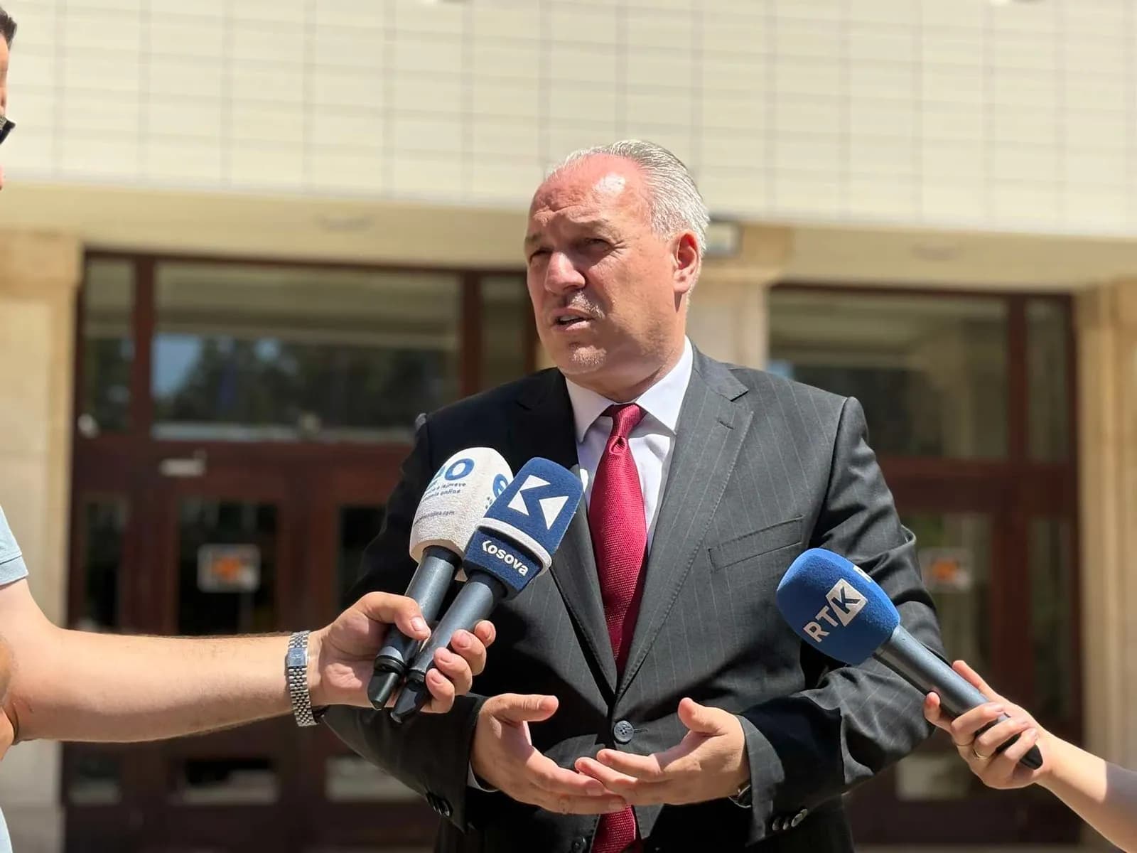 Hasani: Gjykata Speciale u përcaktua të dënonte UÇK-në