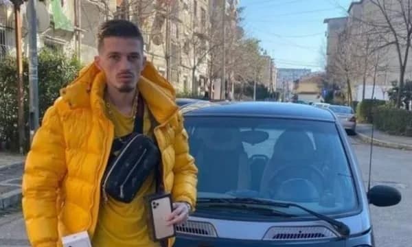 Kozaku hap GoFundMe për Lambo por befason me shumën që mblodhi