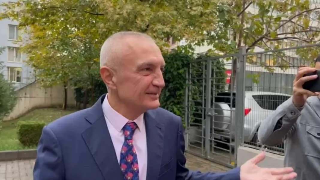 Vdes një 56-vjeçare, ra nga kati i pestë i një ndërtese në Ferizaj