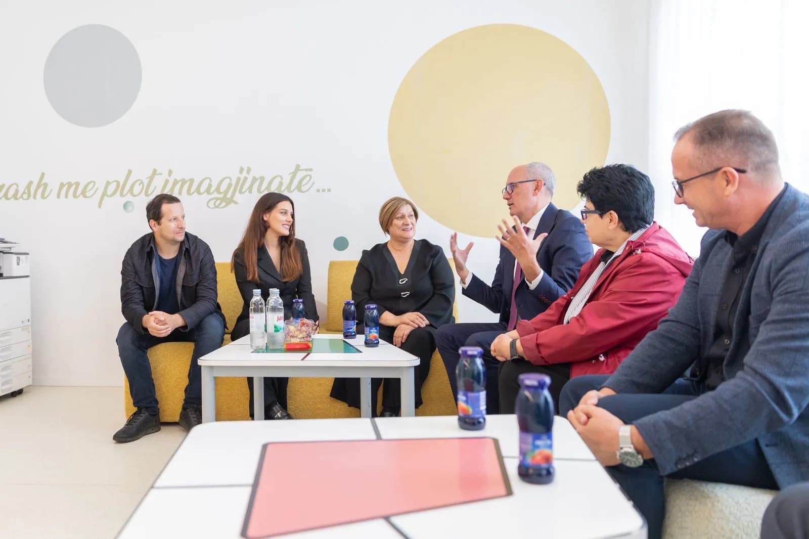 Aliu viziton kopshtin “Dialogos Academy”: Kjo qendër edukative ofron përkujdesje të madhe për fëmijët