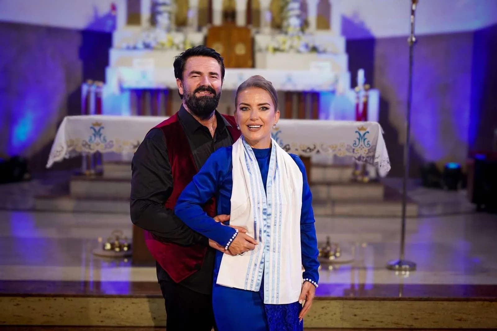 “Besiana Mehmedi dhe Shkodran Tolaj me koncert historik në Letnicë për shenjtërimi e Nënës Terezë
