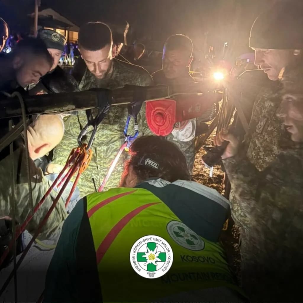 Dalin pamjet nga operacioni nxjerres së trupit nga bunari në Lybeniq të Pejës