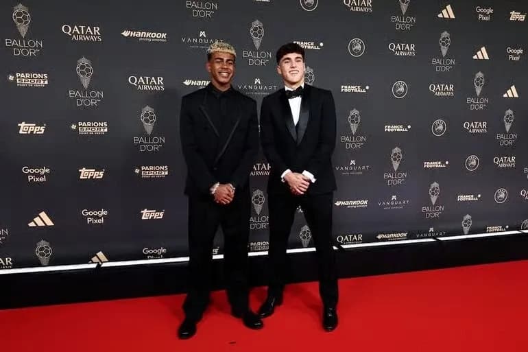 Dembele e Yamal arrijnë në ceremoninë e Topit të Artë