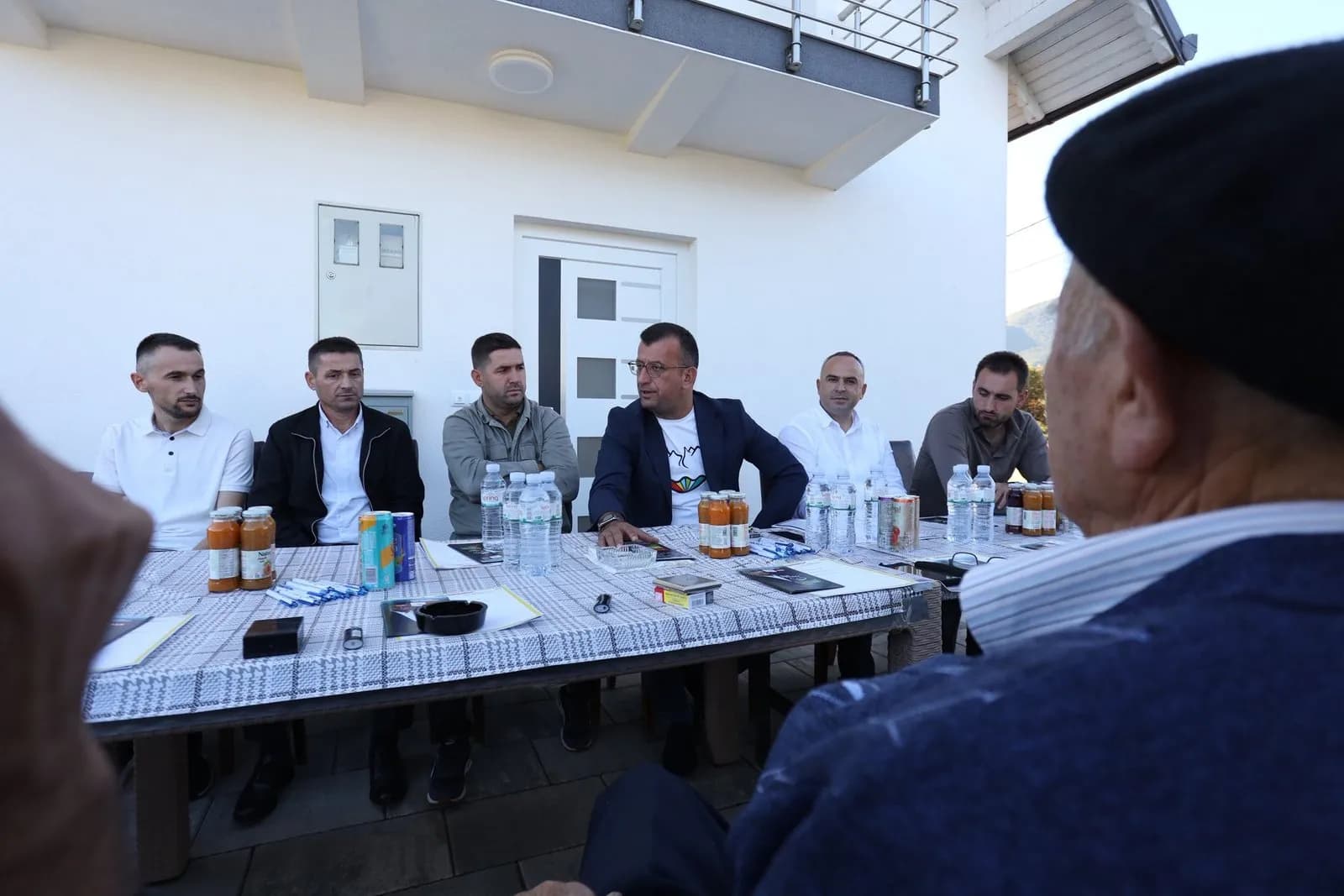 Ferati viziton familjen Dobrunaj: Zotuam përgjegjësinë tonë në këtë rrugëtim, i cili vazhdon edhe në Dubravë
