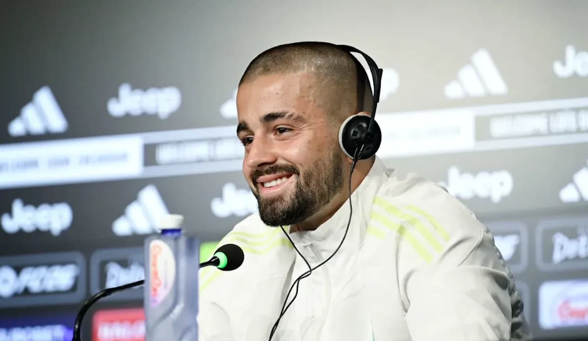 Gazzetta dello Sport: Zhegrova pritet të startojë për Juventusin nesër