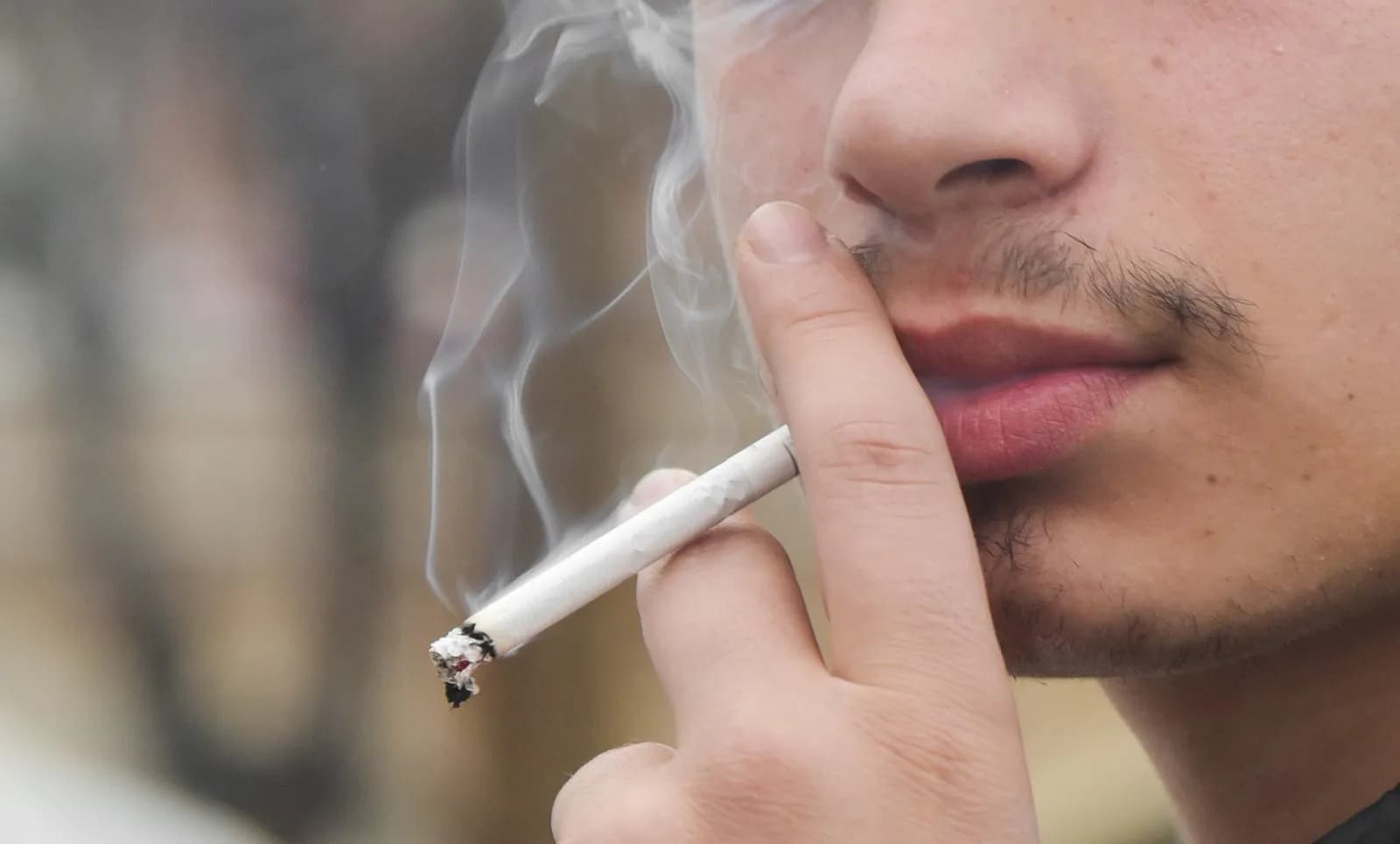 Kërkohen masa të reja kundër cigareve elektronike dhe duhanit në Kosovë