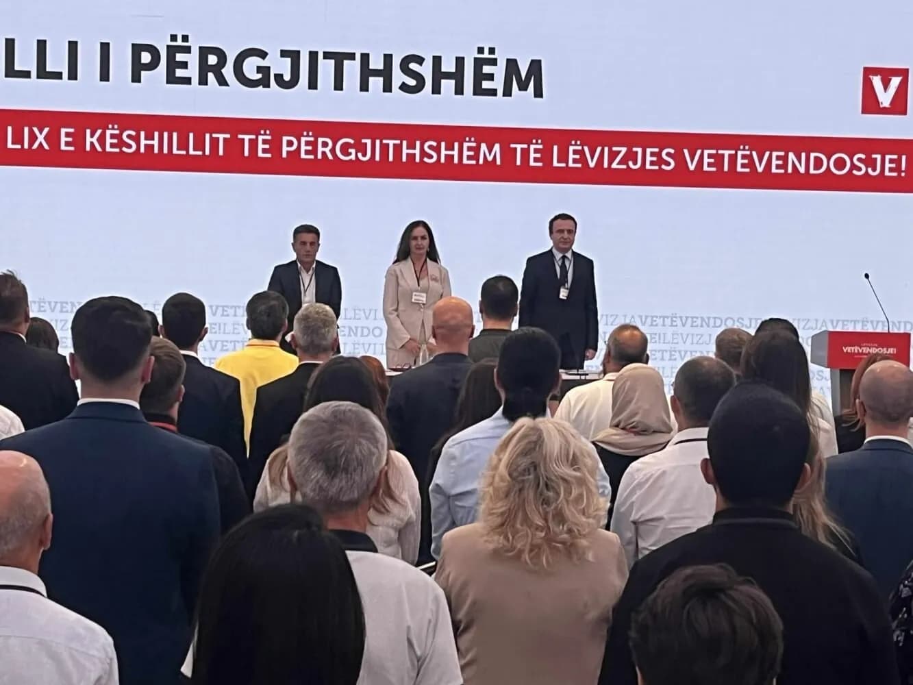 Këshilli i Përgjithshëm i VV miraton Albin Kurtin për kryeministër pa asnjë votë kundër