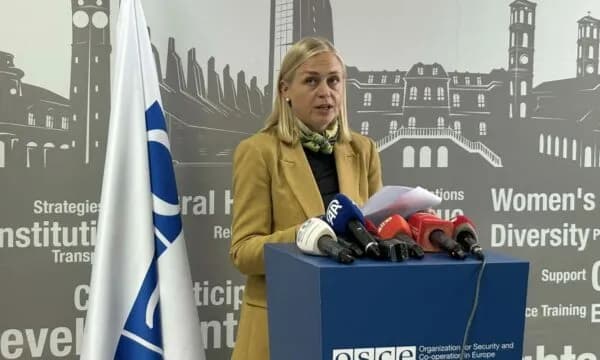 Kryesuesja e OSBE-së shpreson që të gjendet një zgjidhje për bllokadën institucionale: Të veprohet sipas Kushtetueses