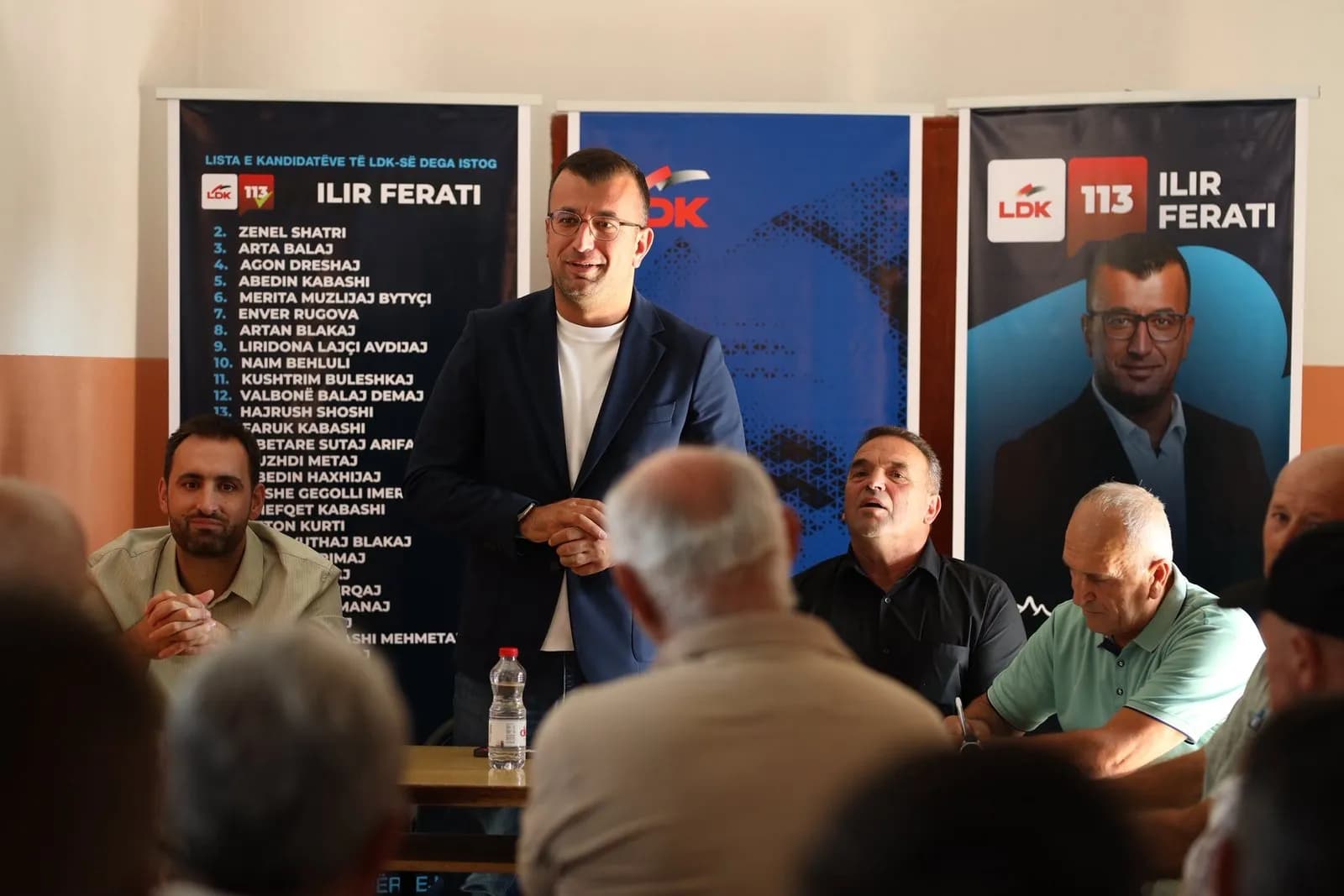 Kryetari Ferati në Veriq, diskuton me banorët për investimet që i kanë bërë bashkë