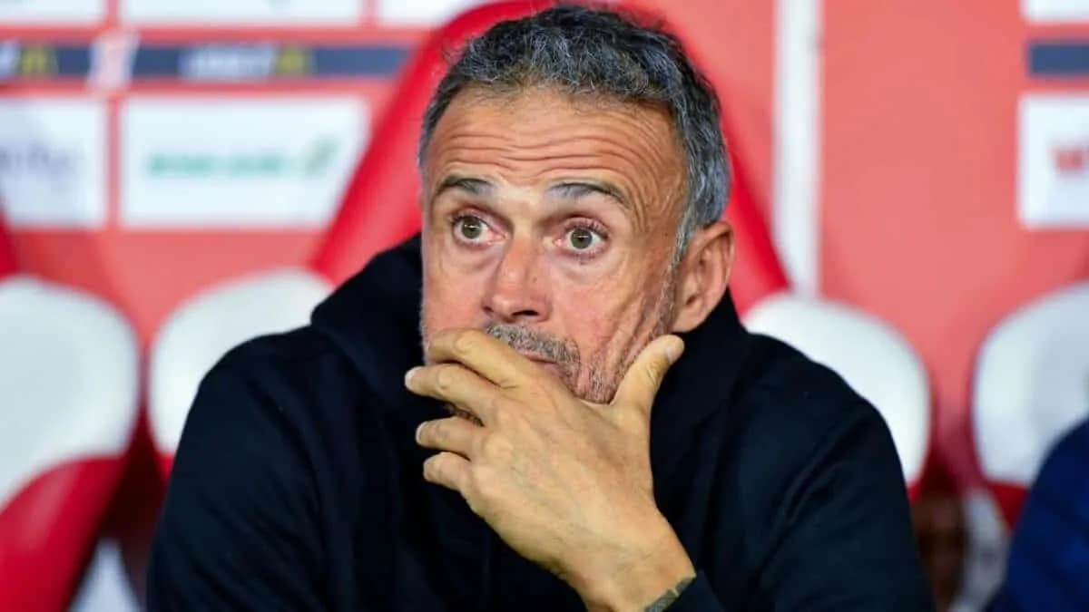 Luis Enrique i PSG-së fiton Trofeun “Johan Cruyff” si trajneri më i mirë