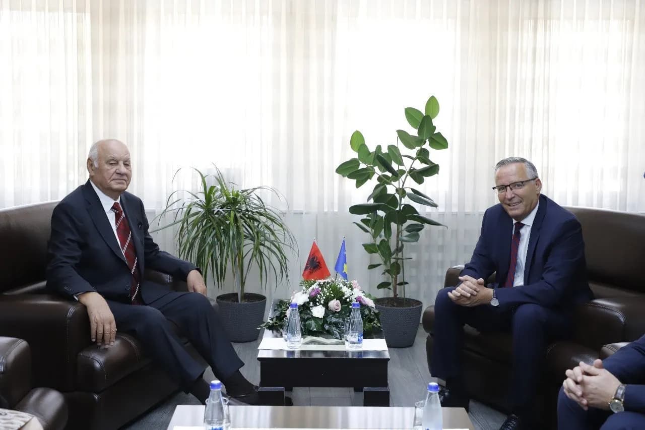 Moisiu shkon te Hamza – forcimi i bashkëpunimit Kosovë-Shqipëri në fokus të takimit