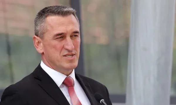 Nenad Rashiq: Kam shumë probleme me Listën Serbe, por nuk duhet të shpallet organizatë terrioriste