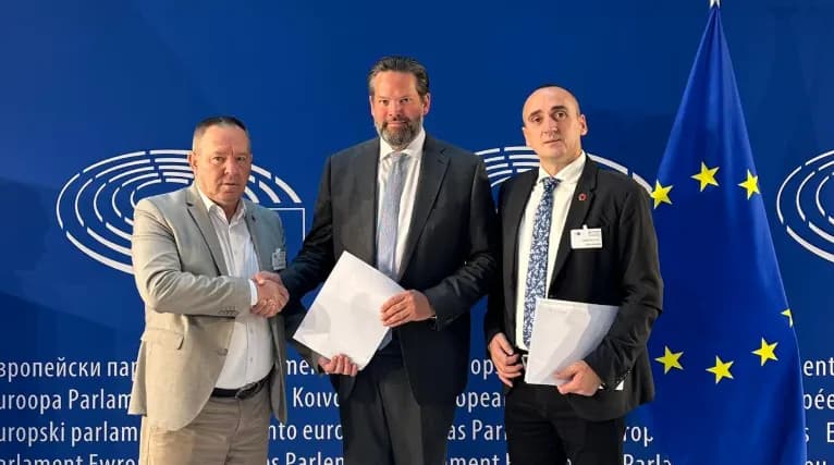 OVL-UÇK pritet në Parlamentin Evropian nga Mandl, paraqesin shqetësimet për Specialen