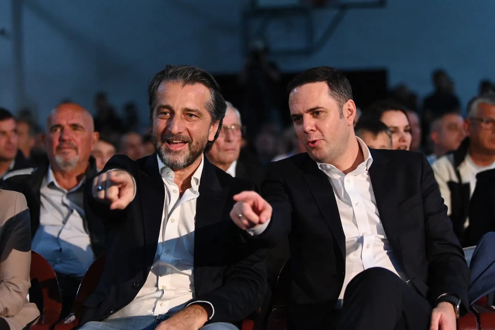 Përparim Rama e Lumir Abdixhiku në “Hajvali” të Prishtinës – takohen me numër të madh qytetarësh