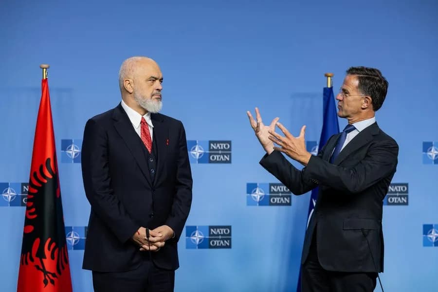Rutte pas takimit me Ramën në Bruksel: Shqipëria mund të mbështetet te NATO
